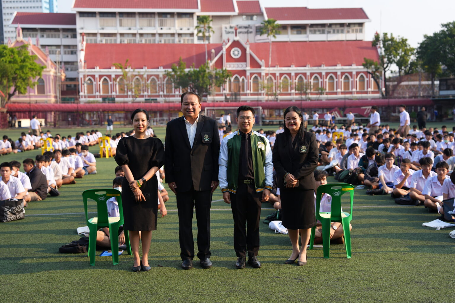 สพม.กท 1 ลงพื้นที่ตรวจเยี่ยมสนามสอบ ณ โรงเรียนเทพศิรินทร์