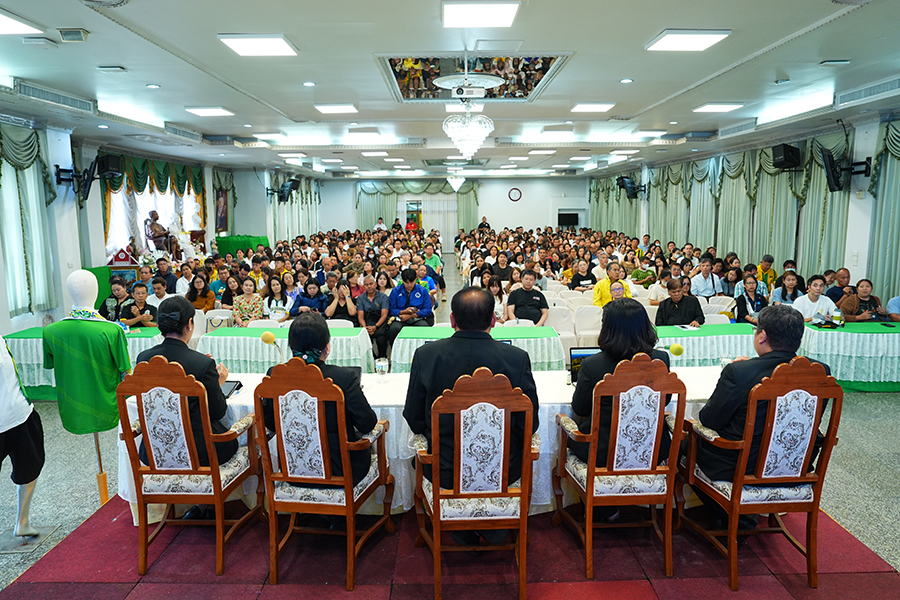 กิจกรรมสานสัมพันธ์บ้านและโรงเรียน (Classroom Meeting) ระดับชั้นมัธยมศึกษาตอนต้น (ม.4-ม.6) ภาคเรียนที่ 1 ปีการศึกษา 2569